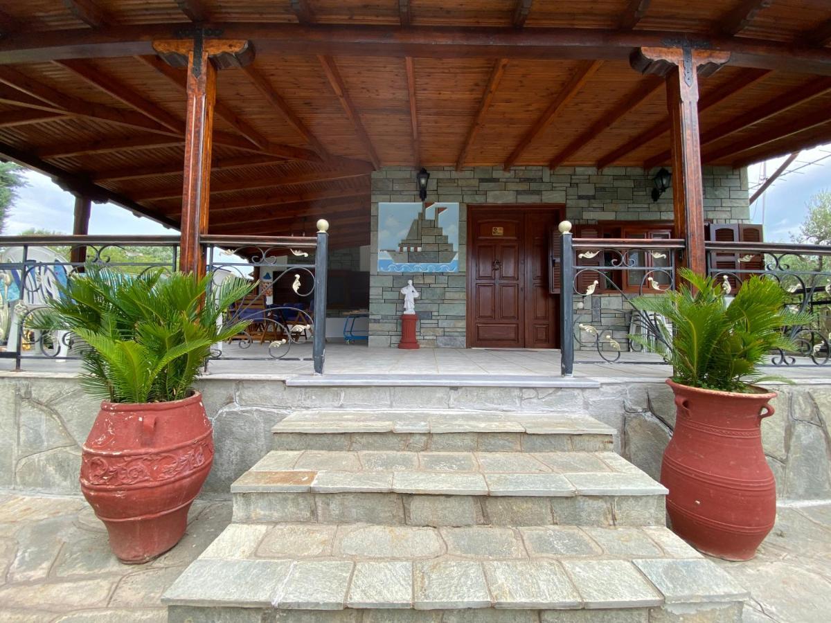Beachfront Cottage Nea Triglia Exterior photo